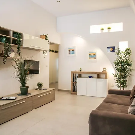 La Apartman *